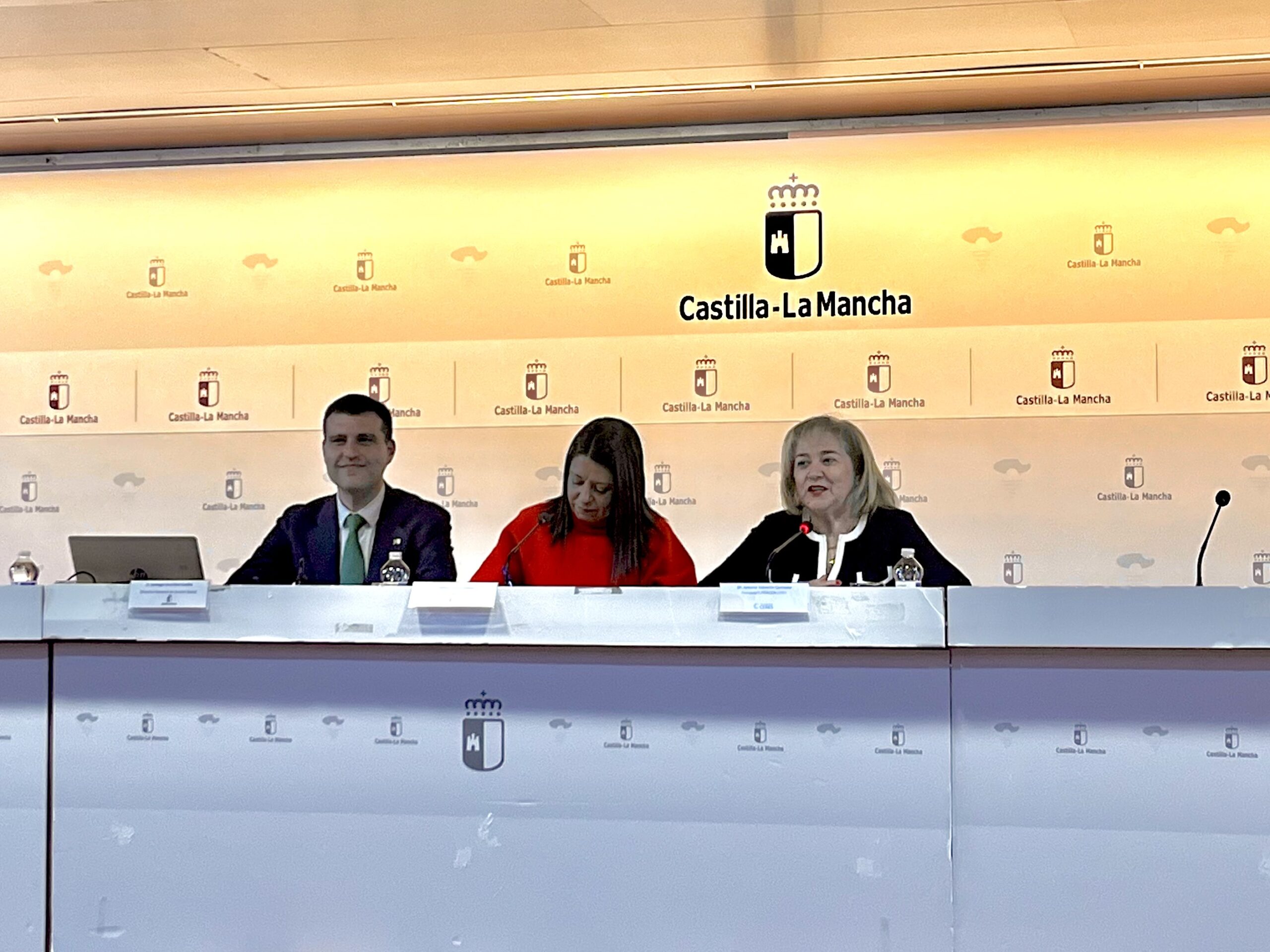 Fundación CERES impulsa, junto con la consejería de Bienestar Social, la primera Escuela de Formación para fortalecer los servicios sociales en Castilla-La Mancha